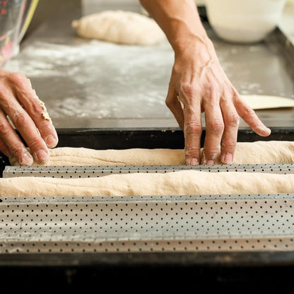 Molde Perforado Antiadherente 4 Pan Francés Baguette Baguete Arcashopping Molde Perforado Metalico Antiadherente Para Pan Francés Pan Baguette